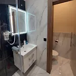 Silver Dawn Apartmán *
