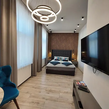 Silver Dawn Apartmán